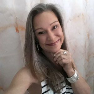 Meet your Posher, Renae